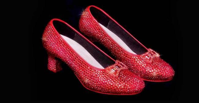 世界上最贵的鞋子第一名（月亮之星1.4亿）