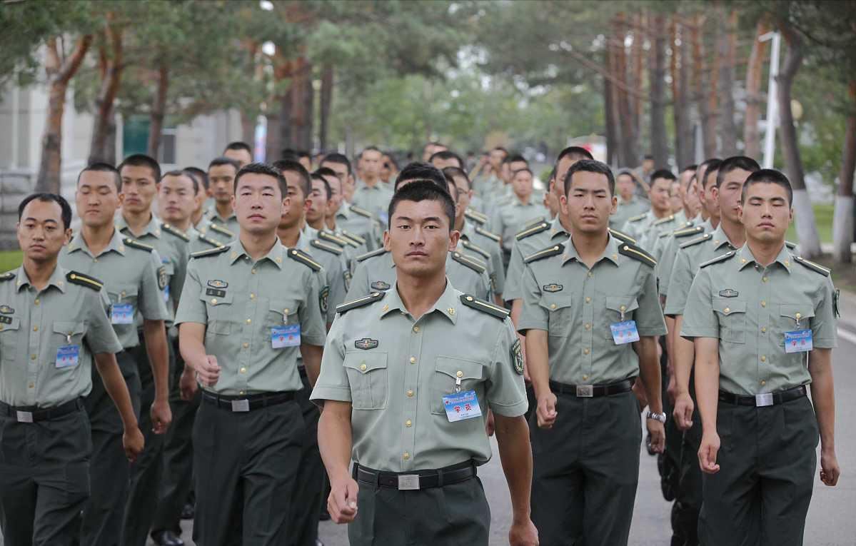 中国人民解放军军事学院是几本(7)